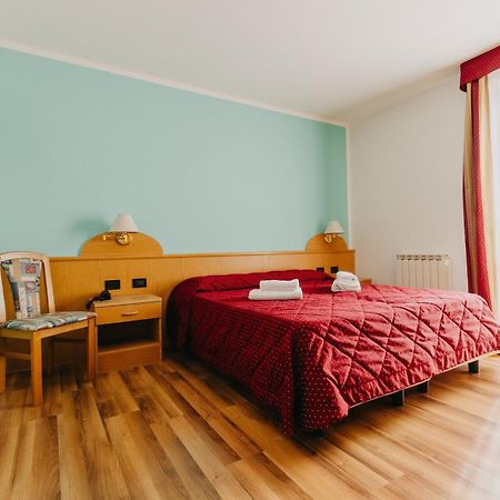 Hotel Spera Strigno Bagian luar foto
