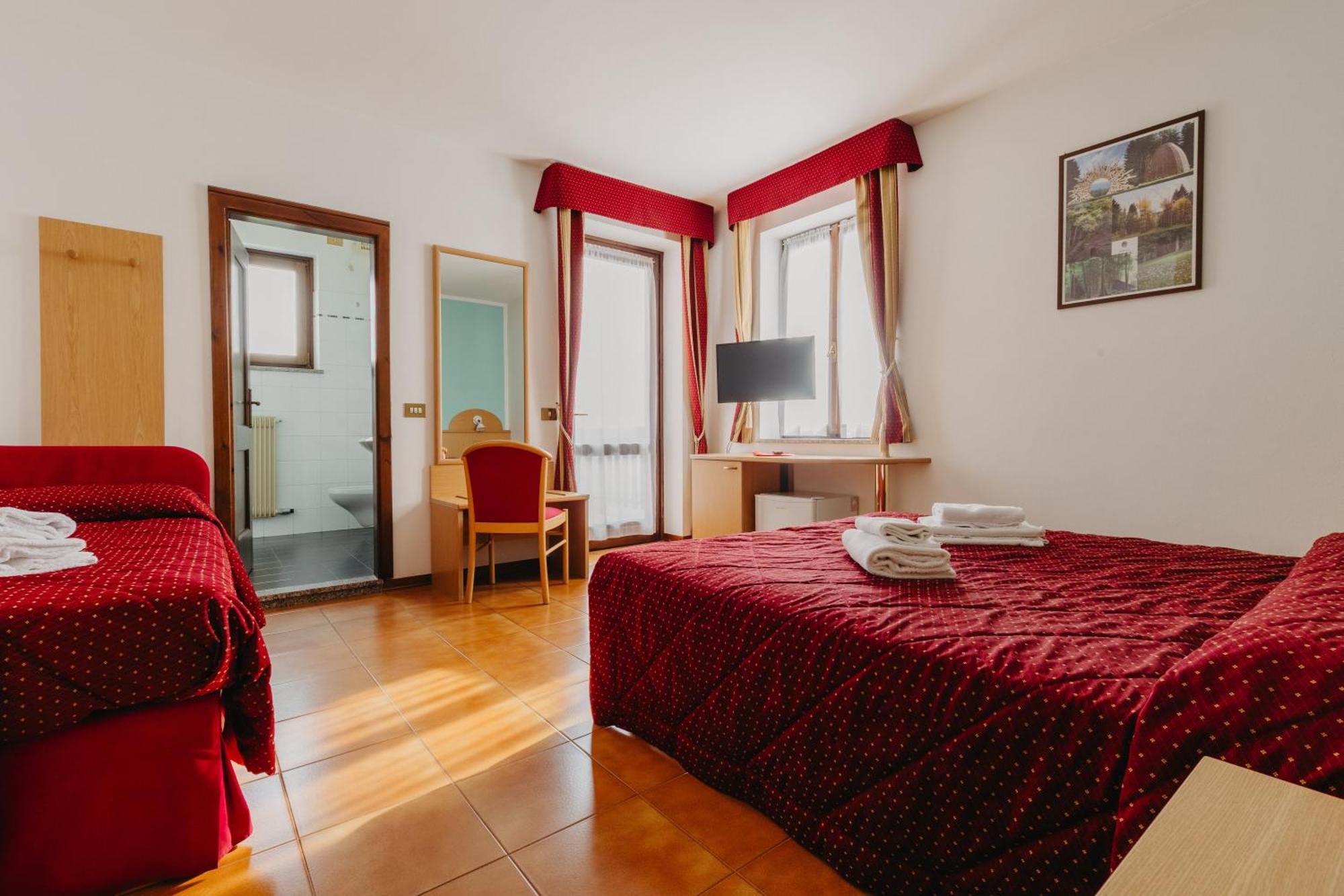Hotel Spera Strigno Bagian luar foto